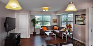 1554 Grand Gallery 10