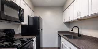 Emerald Hills Apartments Gallery 16