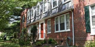 Colonial Village Apartments Gallery 16