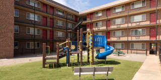 Meridian Garden Apartments Gallery 26