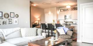 Dewey 3700 Apartments Gallery 10