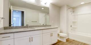 Capitol Square Gallery 8