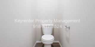 New Construction with Pond View! 4 Bed 2 Bath Broken Arrow Gallery 11