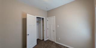 Pet friendly 3 Bedroom, 1 Bathroom home! Gallery 25