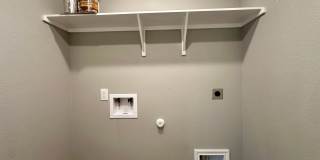 Viewable August 1st!  Small Pets Accepted! Gallery 31