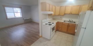 1701 La Cres St Gallery 1