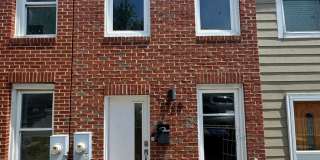 DC Backyard Oasis-Fully Renovated Two-Bedroom House Available Now! Gallery 16