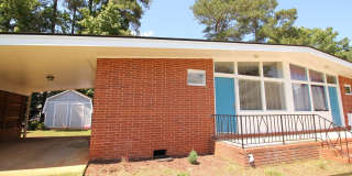 Beautiful 2 Bedroom, 1 Bath home is West Raleigh! Pet Friendly Beautiful 2 Bedroom, 1 Bath home is West Raleigh! Pet Friendly Gallery 1