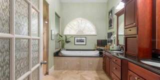 6605 STONINGTON DRIVE N Gallery 38