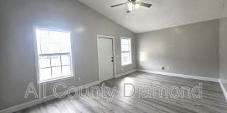 9022 Houston St Gallery 4