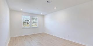 Modern Comfort in Avery Centre – Ready for You! Gallery 5