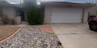 3 Bedroom, 2 Bathroom Home! Schedule a Showing! Gallery 1