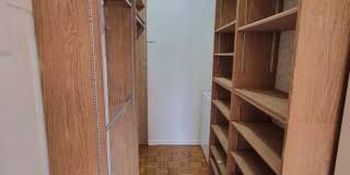 Spacious and Bright 2-level 1 BR in Adams Morgan Gallery 13