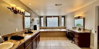 515 Desert Lakes Dr Gallery 22
