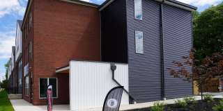 476 Taylor Apartments Gallery 15