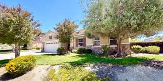 Blackmore Ranch Cul-de-Sac Home w/ Loft, 3-Car Tandem Garage & RV Parking Blackmore Ranch Cul-de-Sac Home w/ Loft, 3-Car Tandem Garage & RV Parking Gallery 4