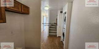 2 story Condo with 2 bedrooms a loft and 2 1/2 baths Gallery 23