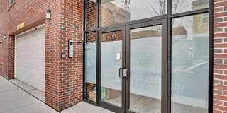 707 28th Street Gallery 12