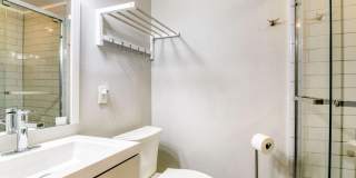 6 1/2 Embury Avenue Gallery 22