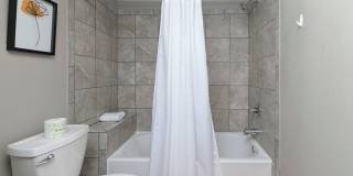 Walkable State Street Gem in the Heart of West Columbia Gallery 28