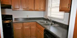 Cozy 3 bedroom home in Bettendorf-6 month lease option Gallery 6