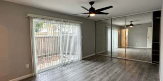 Beautiful 3 Bedroom 2 Bath Condo in Point Loma w/Three Private Patios Gallery 22