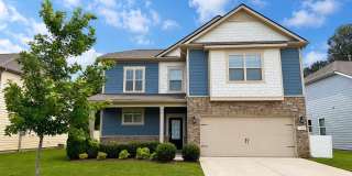 1/2 Off First Month's Rent! Gorgeous 4 BR 2.5 Bath in Westlawn! Minutes from Veterans Parkway, Shopping, Restaurants & I-840 Gallery 1