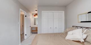 Fully furnished condo unit - all bills paid Gallery 8