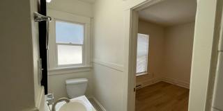 Adams Apartments Gallery 16