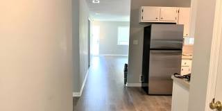 SCAD-Friendly 3BR Home – Walk to Bus Stop | Roommates Welcome! Gallery 6