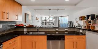 1925 Brickell Ave Gallery 13
