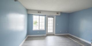 Great Willows condo w/great deck area! Gallery 4