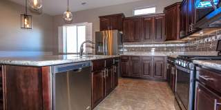 4 Bedroom Home in Granville Gallery 8