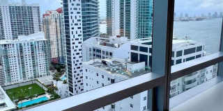 1435 Brickell Ave Gallery 42