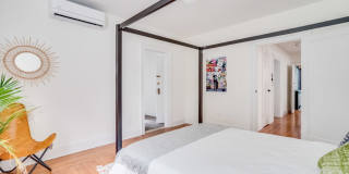 Whitney Court Gallery 32