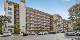 3300 W Rolling Hills Cir Gallery 1