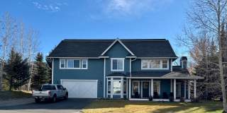 Winter Getaway: Large, Cozy Mountain Modern Home Gallery 1