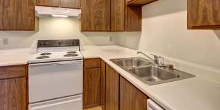 Brighton Woods Apartment Homes Gallery 9