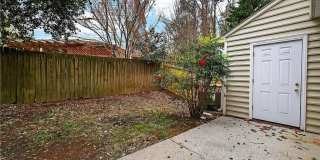 679 Anderson Walk Gallery 29