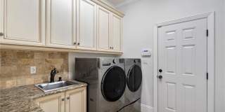 2201 Beacon Ln Gallery 21