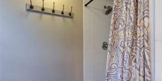 2123 W SPRUCE STREET Gallery 22