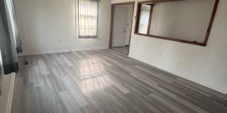Adorable 2-Level Single Family Home in a Quiet Neighborhood Adorable 2-Level Single Family Home in a Quiet Neighborhood Gallery 3