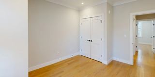 Charming 3 Bedroom-No Broker Fee Gallery 6