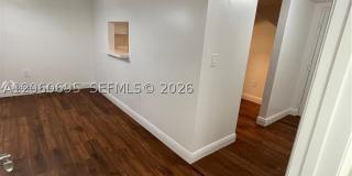 721 N Pine Island Rd Gallery 12