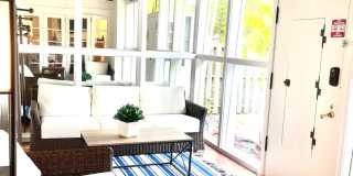 1403 Southeast 2nd Street - Front Gallery 3
