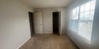 Nice Family home in Ward Gallery 13