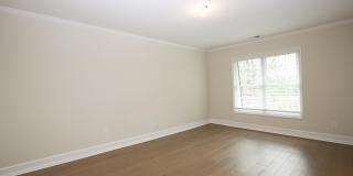131 Racquet Lane Gallery 28