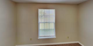 2626 Pinewood Boulevard Gallery 11