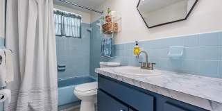 Beautiful and Spacious 2 bedroom 2 bath home Gallery 12