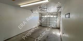Move-In Bonus! 3 Bed - 2 Bath Twin Home Gallery 15